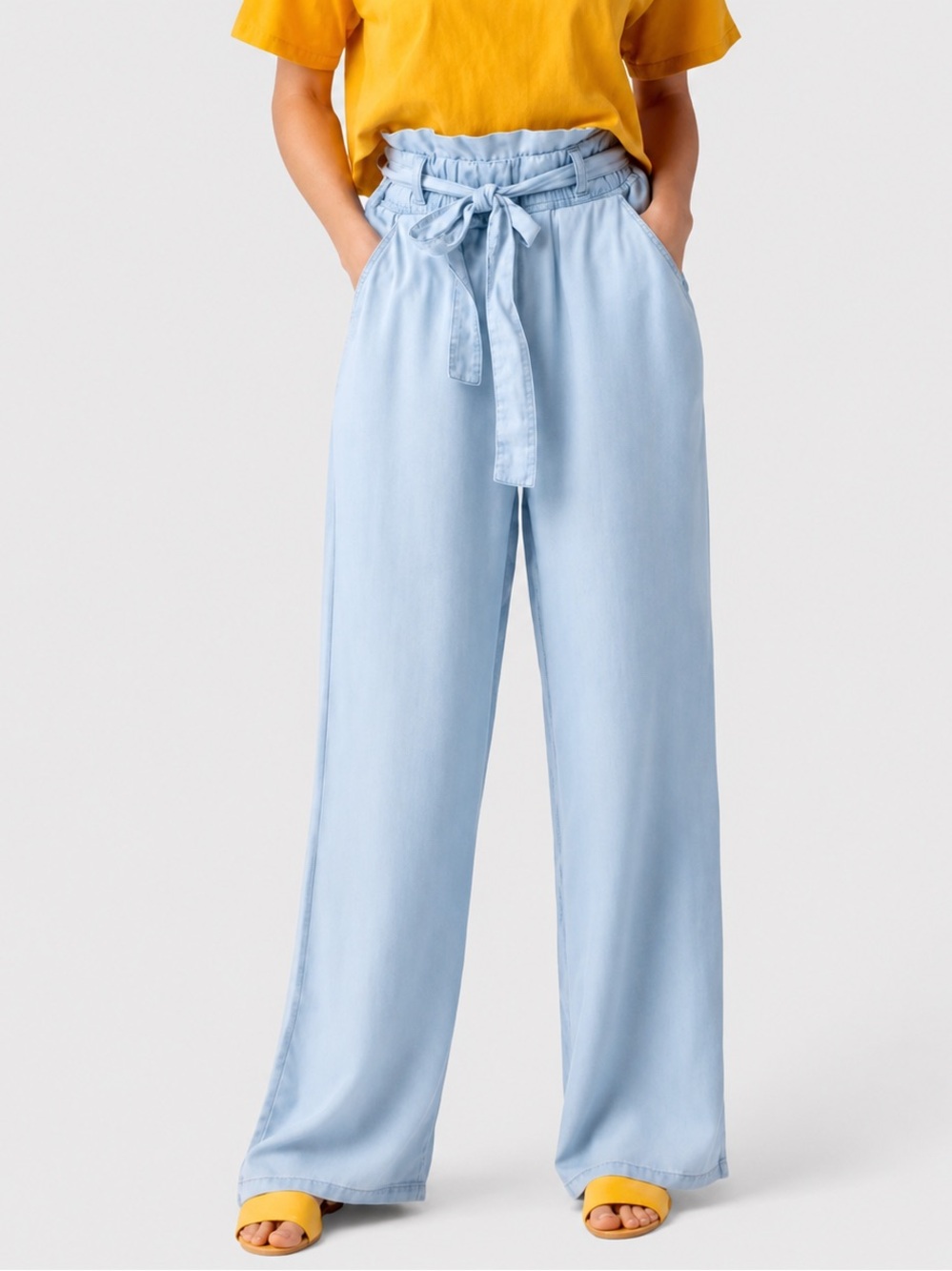 Thread and Supply Chambray Wide Leg Tie Waist Pants Size Medium
Style No. JG205